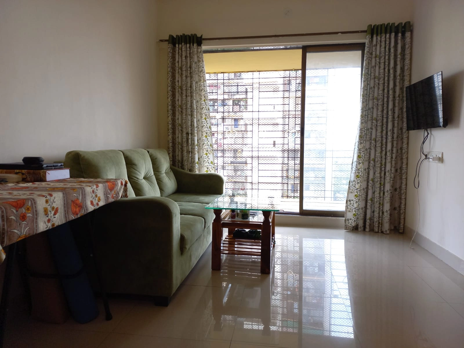 1 BHK Flat for rent in Goregaon West